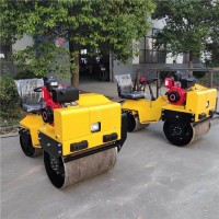 全新現(xiàn)貨壓路機(jī) 好轉(zhuǎn)向小型駕駛型壓路機(jī)