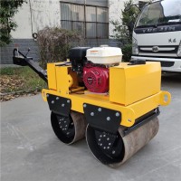 源頭供應(yīng)全新壓路機(jī)振動(dòng)壓實(shí)迅速作業(yè)壓路機(jī)