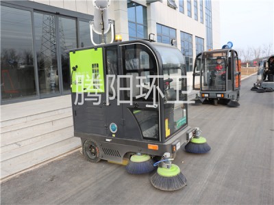 為什么掃地車(chē)更適合工廠車(chē)間..