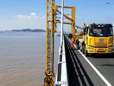 錦州16米路橋檢測(cè)車租賃，盤錦20米橋梁檢測(cè)車出租