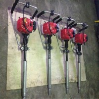 小蜜蜂汽油搗固機(jī)出售   鐵路道岔?yè)v固機(jī)  小型汽油搗固機(jī)