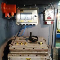 地下礦運(yùn)輸電機(jī)車防相撞防追尾自動剎車保護(hù)裝置