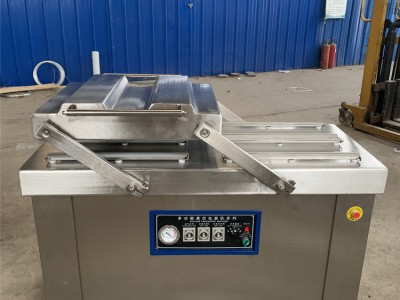 紅腸真空包裝機(jī)牛肉干包裝機(jī)價(jià)格