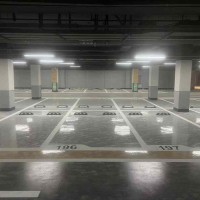 南京達(dá)尊交通工程公司地下車庫(kù)道路劃線