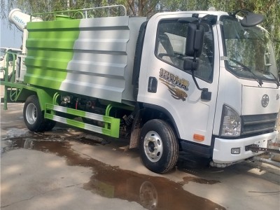 工地解放小型抑塵車(chē)5方灑水車(chē)一輛多少錢(qián)