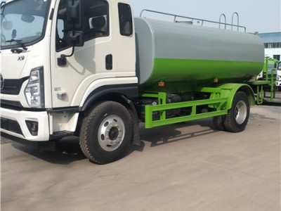 購(gòu)買(mǎi)工地12噸灑水車(chē)綠化大型噴灑車(chē)廠家價(jià)格到山東勁力環(huán)衛(wèi)