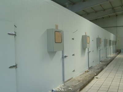 廊坊二手冷庫(kù)回收公司專業(yè)拆除收購(gòu)廢舊冷庫(kù)機(jī)組設(shè)備廠家