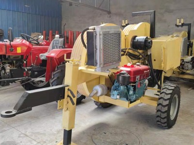 液壓制動(dòng)張力機(jī) 線路張力放線機(jī)